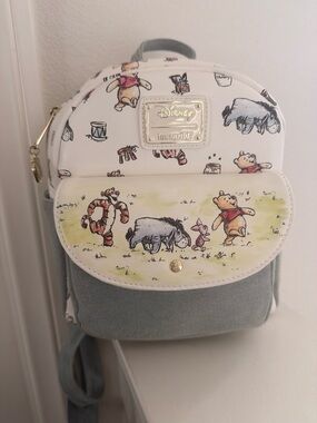 Winnie the Pooh loungefly mini backpack